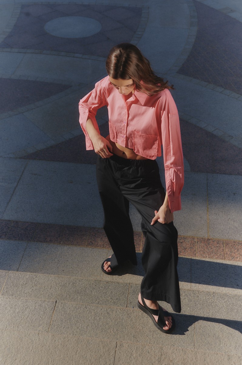 Short pink shirt